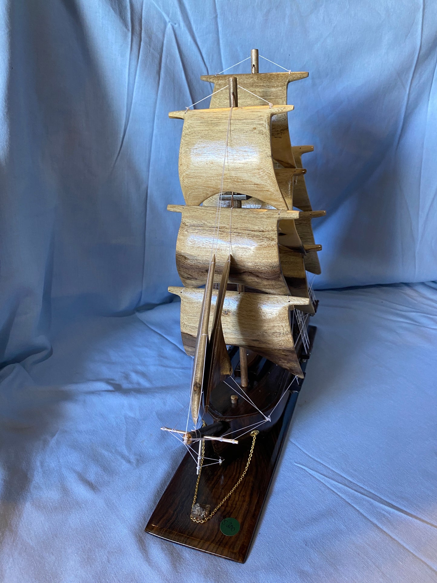 HMS Bounty Model - L