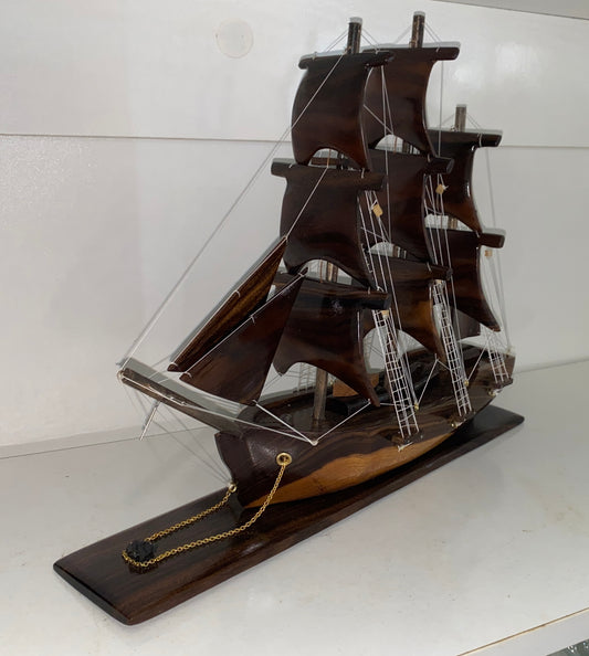 HMS Bounty Model Replica - Tau Wood